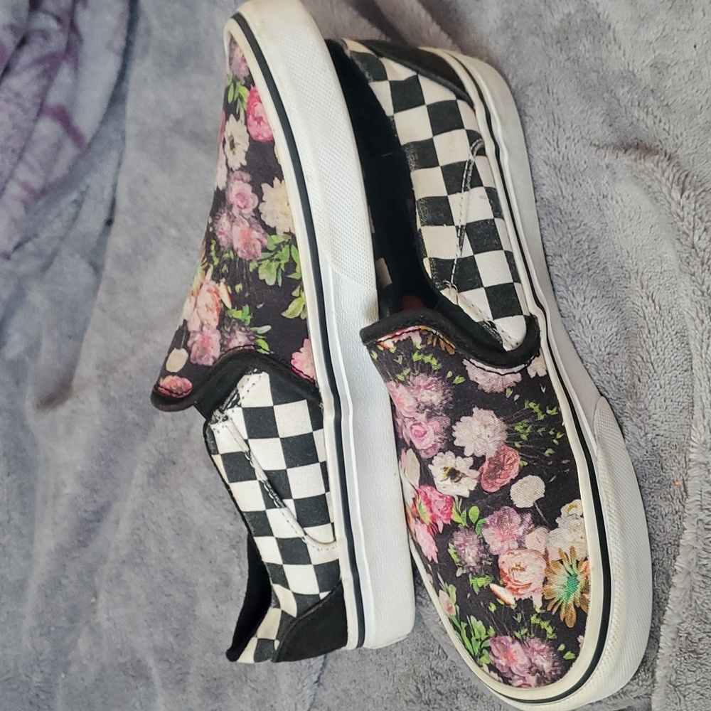 Vans slip on sneakers